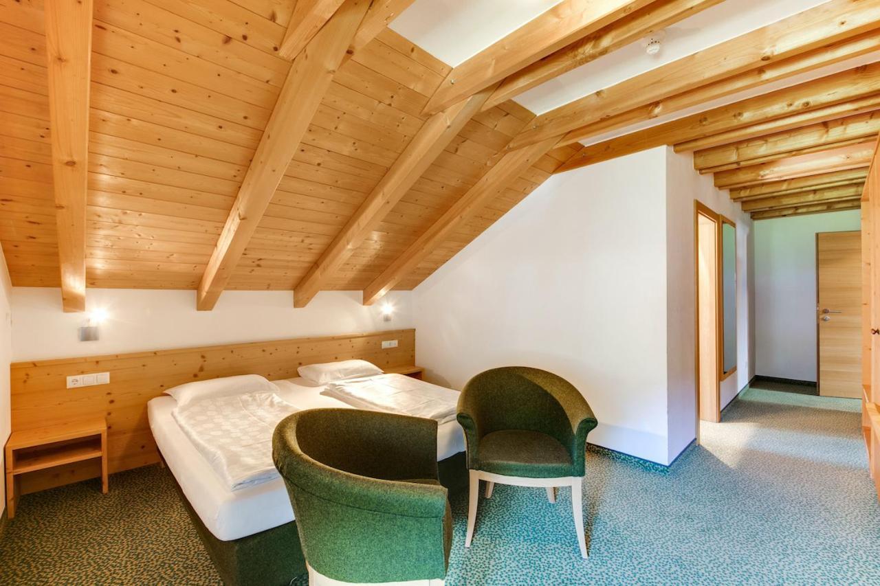 Smy Koflerhof Wellness&Spa Dolomiti Oberrasen Zimmer foto